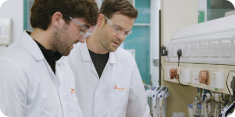 효소 혁신을 통한 지속 가능한 제약 발전