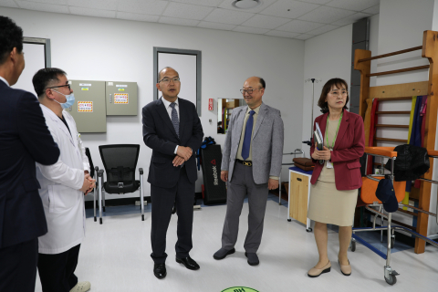 로봇 재활로 고령자 삶의 질 향상 전략